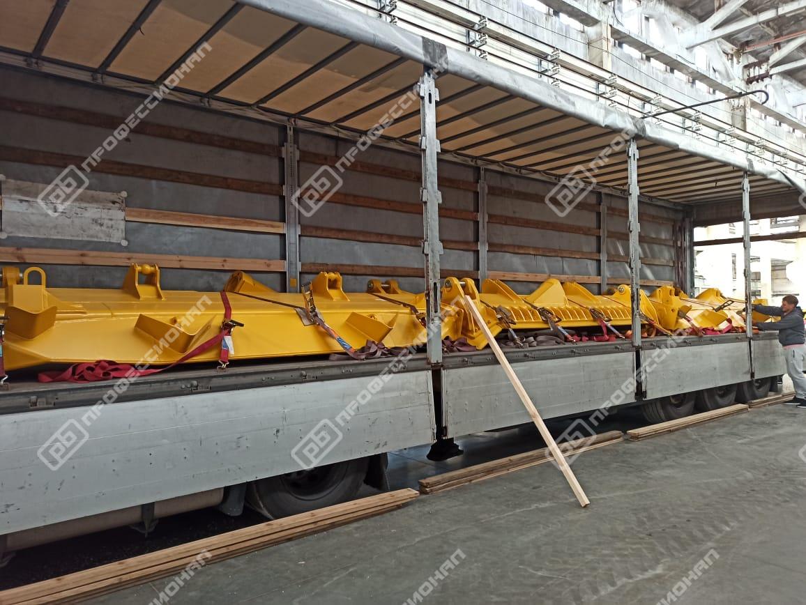 Отвалы полусферические Catterpillar D9R объём 13,5 м3