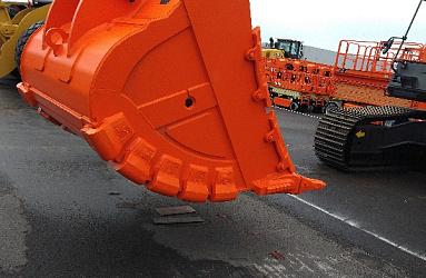 «Профессионал» отгрузил партию ковшей для дилера Hitachi «Профессионал» отгрузил партию ковшей для дилера Hitachi